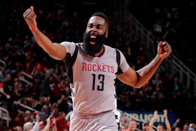 祝铭震14+7崔永熙23分 广州送江苏四连败